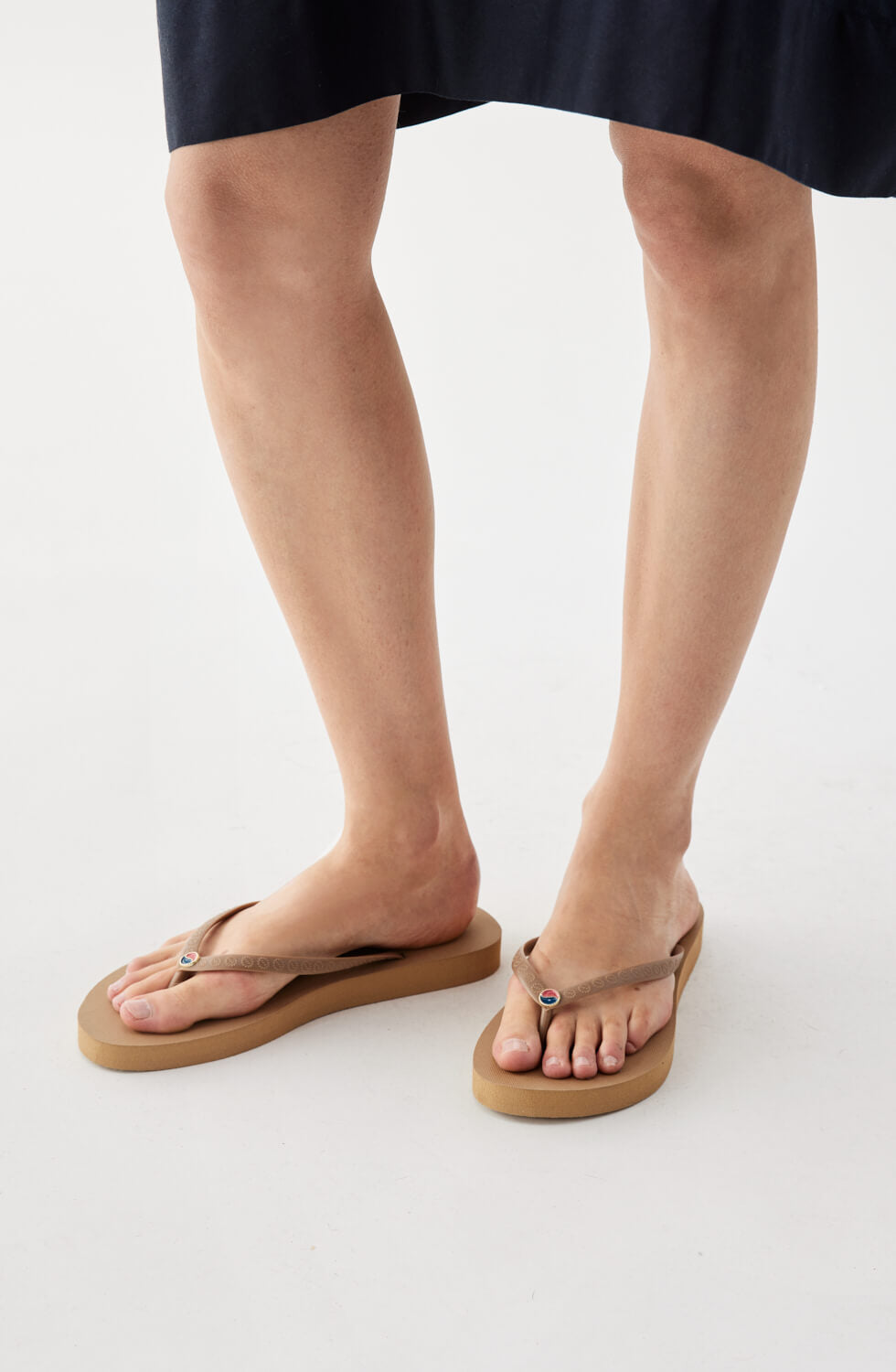 Vivi Flip Flop Tan/Gold